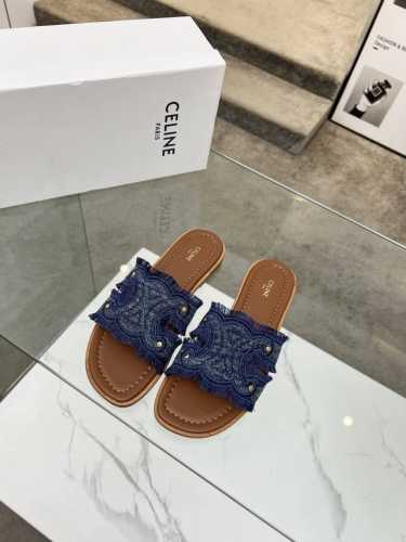 真皮底 Celine 赛琳 2025春夏新品拖鞋鞋面采用原版刺绣工艺大底采用原版定制真皮大底一款时尚百搭值得你点燃整个夏季小红薯各大博主纷纷上脚♀质感非凡上脚超