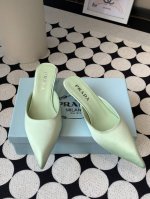 PRADA 25ss新款穆勒鞋 真丝尖头 真丝材质搭配TPU穆勒系列春夏单鞋凉鞋 意大利真皮大底 跟高4CM 专柜购买原版 正品一比一开发 所有细节 材料 全部