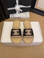 现货发售 *25 专柜 正品级 版本！！ 官方目录： 码数：35、36、37、38、39 34 40 41 需要定做跟客服 沟通 均配有意大利正品包装