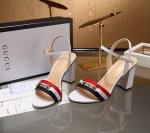 出厂价pp 女装女鞋 运动原单古驰 Gucci 官网1 1精致的织带古铜色饰扣新款夏季一字凉鞋做工很棒让人放心皮质光泽有韧性 舒适走路超自在 贴合大众实际需要很