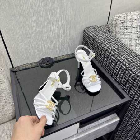顶级 品质2025Chane‖香奶奶爆款凉鞋 1 进口混种羊皮面 2 羊猄内里 垫脚 3 原版一比一开模扣子 4 意大利进口真皮大底 5 Size：35-41 - 点击图像关闭