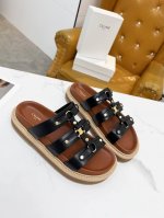 CELINE 赛琳 2024春夏新品凉鞋五金扣饰原版1:1定制鞋面采用全油边工艺，楦形流畅完美，上脚百搭舒适颜色：黑色，白色，棕色内里：羊皮，面料：牛皮码数35