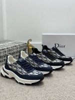dio* 顶级原单B dior 迪奥 低帮B02休闲鞋 采用头层牛皮精心制作搭配帆布 舒适透气~双色橡胶鞋底 提升格调 时尚百搭 可为各式造型增光添彩 塑造独具