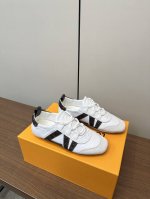 louis Vuitton｜路易威登驴牌春夏Sneakerina系列 芭蕾运动鞋 德训鞋 平底鞋 原版三对购入开发完美复刻Sneakerina 芭蕾风运动鞋以丝