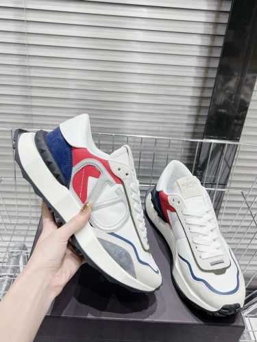 Valentino 码数:39 44 38.45定做 华伦天奴 运动鞋系列 valentino华伦天奴V家 新款Netrunner系列 休闲 气垫 情侣运动鞋