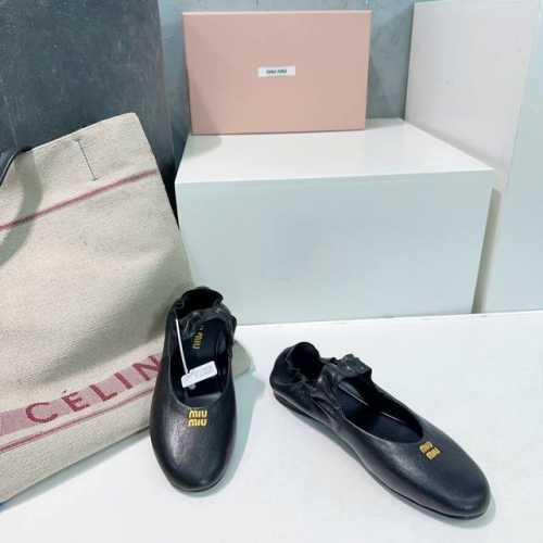 高品质出厂 ！顶级品质miumiu 缪缪25早春新品玛丽珍芭蕾舞跳舞鞋平底简易单鞋奶奶鞋！满满的少女心，款式设计可爱优雅不乏美艳色彩，简简单单又藏着小心机，优雅