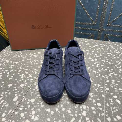 Loro Piana 系列休闲鞋推出 此系列以羊京皮为主，优雅低调奢华。时尚性与皮料实用性同样兼具依然全网最高品质。 ①鞋面：羊京皮 ②内里：羊皮 ③大底：原版