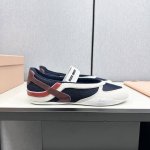 Miu Mi* 春夏新品代购级别 我是细节控 面料对版zp单薄清透 区别于市场不对版厚面料 皮料对版zp轻微擦旧 随性而为 复古时髦 百搭舒适 新爆款来袭～鞋面