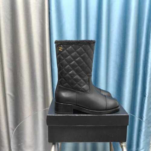 Chanel 雪地靴 秋冬暖心推荐 高品质认准我家实拍 穿腻了毫无特色的ugg 不妨来买这款，超级仙女的一款，内里隆丰羊皮毛一体，不计成本选用澳洲皮毛一体羔羊毛