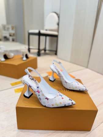 出厂价Pp：360 顶级版本 Louis Vuitton Lv路易威登 25 春夏 最新玛丽珍单鞋 简约精致，高级感满满，尽显优雅气质～ 上脚超好看，拉满了夏日 - 点击图像关闭