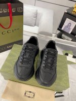 新配色市面版本太多了，欢迎比较 高版本推送,情侣码，Gucci太酷了这个老爹鞋，我自己也自留了。码数:35-44 细节材料大底全部跟原版一样。