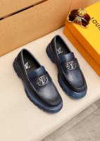 原单 Louis Vuitton 路易威登 新款 时尚商务正装男鞋原单品质 高端精品细节精致考究 采用进口意大利头层小牛皮鞋面舒适的水染牛皮内里原版橡胶大底 穿