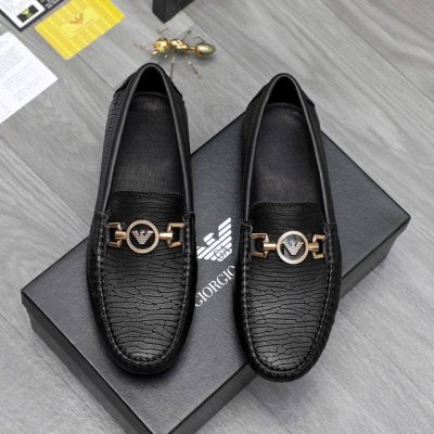 商品商标：Armani 阿玛尼 休闲套脚鞋 正码码数: 38-44 商品材料：精选压纹牛皮鞋面 牛皮内里 橡胶大底