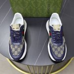 出厂价Pp： 品牌：古奇Gucci 标准码：38-44 45订做 等级：官网同款 材料：原版皮料拼接 舒适透气内里 Q弹轻便耐磨运动大底 款式类别：男士时尚休闲