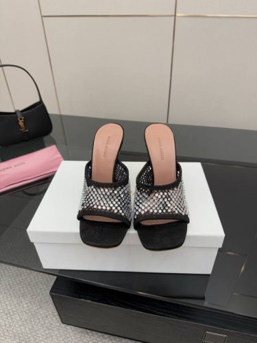 amina Muaddi 闪钻绝美高跟凉鞋 正品1:1 复刻 顶级品质 购买原版 开发 太阳花水钻扣 开模定制 历尽2个月才出来效果 am今年新品 高级感十足