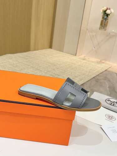 爱马仕Hermes，真皮大底 出厂价 顶级版本！原版开发 鞋面：牛皮 内里垫脚 羊皮 大底：意大利真皮大底 码数：34-43注 34 41 42 43 码定做