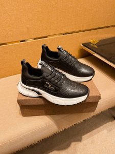 工厂P批 迪奥 男鞋高端品牌 官网1：1最新力作：鞋面采用意大利进口头层牛皮搭配舒适透气内里原版防滑耐磨大底制作，让行走更加便捷舒适！独家新款，惊世之作，与官方