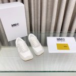 顶级版 maison Margiel* Mm6马吉拉德训鞋 鞋面 牛反绒 白牛皮 内里 绵羊皮 大底 生胶底 码数 35-39 40定做不退换