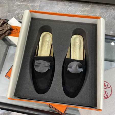 ￥ P380Herms 经典Kelly穆勒半拖 千呼万应 终于出货了大家都知道H鞋一直是我家强项，经典款不碰的原因是因为实在是太考验工艺细节了这款真的足足开发了 - 点击图像关闭