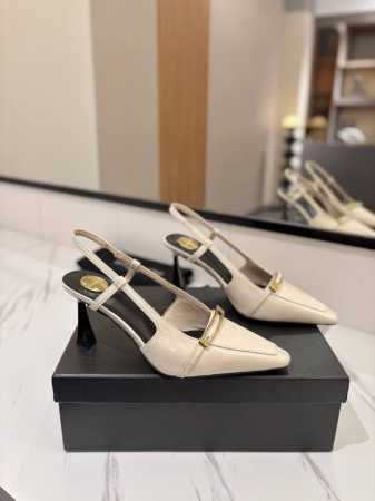 出厂价pp： Saint Laurent圣罗兰 Ysl25 新款高跟凉鞋 无论是派对还是通勤♀，一双合适的鞋子总能让你光彩照人。今天就向大家安利这款绝美高跟凉鞋 - 点击图像关闭