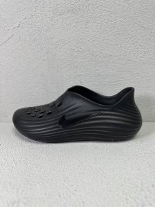 nike Reactx Rejuven8 简约舒适 洞洞鞋 女款 黑色 Size：36.5 38 39 40 41 42 43 44 45