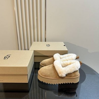 顶级品质 UGG经典系列全新升级厚底雪地靴 check 你的随性复古棕色系look，点亮街头拿捏 潮酷不费力~厚底铅笔靴 大橘底一秒蹬厚底TAZZ秋冬装备齐活，