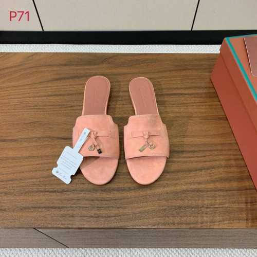 Loro Piana 羊京平底拖鞋。鞋面羊京，羊皮内里及垫脚。真皮中底，真皮包跟。进口真皮大底。码数：34-42 34、40、41、42定制不退换 批：