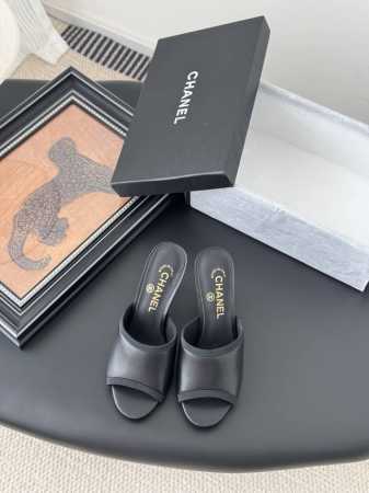 Chanel 25C新款玛丽珍系列 全系列做齐 高品质跑量价 鞋面内里羊皮 真皮大底 原版开模后跟 高度8Cm size:35-39 其他码数定 - 点击图像关闭