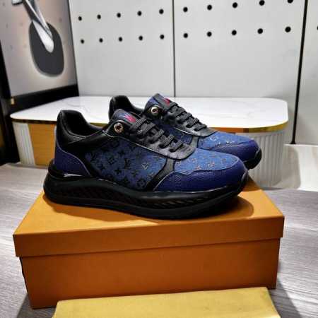 工厂P价 Lv 男鞋高端品牌 官网1：1最新力作：鞋面采用进口头层牛皮搭配原版布料，透气网布内里原版防滑耐磨大底制作，让行走更加便捷舒适！独家新款，惊世之作，与 - 点击图像关闭