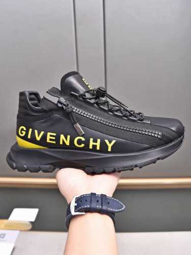 工厂价p 皮面皮里 升级版g I V E N C H Y 纪梵希2023新款 人手一双 不容错过1面料：原厂材料2内里：秀气皮里，干爽 舒适3鞋底：正品独家私模