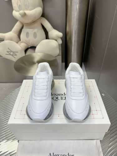 麦昆 Sprint Runner24新款运动跑步老爹鞋 ALEXANDER MCQUEEN 亚历山大.麦昆 2024新款Sprint运动跑步老爹鞋Sprint