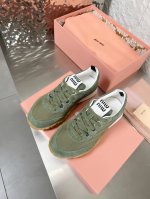 P P330 Miu缪缪-高定 2025春夏火爆款，新款上市运动女鞋厚底防滑复古休闲鞋，上脚舒适轻松，随意搭配，筒约高级， 面料:原版牛反绒+进囗丝绸布料，防水