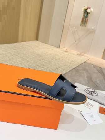 爱马仕Hermes，真皮大底 出厂价 顶级版本！原版开发 鞋面：牛皮 内里垫脚 羊皮 大底：意大利真皮大底 码数：34-43注 34 41 42 43 码定做 - 点击图像关闭