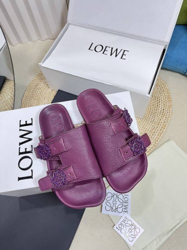 出厂 男+10 情侣款 罗意威 Loewe开春新款 凉拖鞋 Ease三连花瓣头 全皮包裹博肯鞋 羊皮材质 舒适度极高 非常具有辨识度 美貌与实用并存舒适而不单调