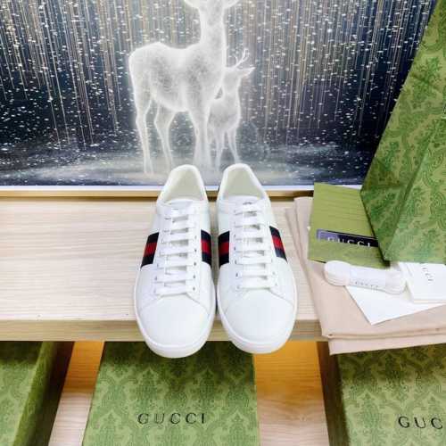 出厂女 男 整个系列价格一样 牛皮面料 牛皮内里 牛皮垫脚 真蛇皮防伪线 香味大底 升级芯片 豪华包装。。全部东西跟正品一样。码数:35-46