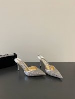 jimmy Choo 最高品质 最新经典钻石链条 渐变烫钻 重工艺水晶半拖鞋单鞋 同步专柜 主打精致 舒适度休闲 甜美 无解风都轻松满足 Blingbling