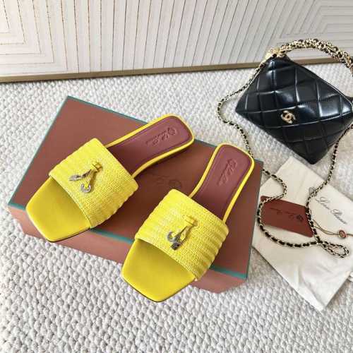 拖鞋 凉鞋 代购版 Loro Piana LP Sprightly Charms系列 方头凉拖鞋 凉鞋材质：面料原版牛皮，牛皮内里及垫脚进口真皮大底码数：35-