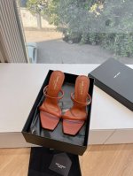 G988顶级品质Saint Laurent 圣罗兰坡跟鱼嘴凉鞋Lee金属钻链条尖头高跟鞋Ysl姐姐的美丽尤物高跟鞋 又是人间圣罗兰 Rose同款的高跟鞋化很好修