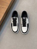 Givenchy 纪梵希 -高端品质 原单 -鞋面；纳帕小牛皮、鞋身.后跟；丝印高周波品牌Logo -内里：品牌网帆布，垫脚；水染牛皮 -大底：超轻Tpr 橡胶