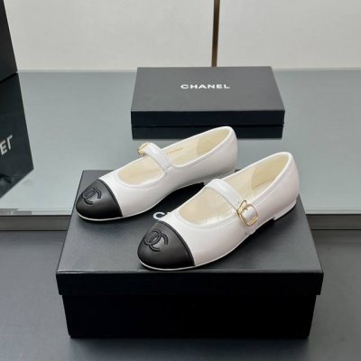 顶级版本 Chanel 香奈儿小香风平底芭蕾舞鞋、玛丽珍单鞋 香奶奶家一贯的优雅名媛气质 高级感十足！上脚非常Nice～不管光脚穿或搭配裙装、裤装、都非常百搭！