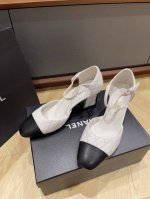 顶级版本 Chanel**新款中空凉鞋 全羊皮真皮底金属贴皮跟size35 36 37 38 39订40不退换