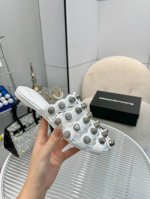 代购品质 Alexander Wang亚力山大王 2025平底铆钉凉鞋拖鞋 鞋面：原版特殊材料工艺 垫脚：羊皮 大底：意大利真皮大底 Size：#35-41