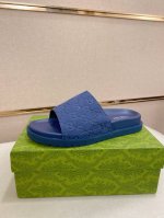 工厂P价 古奇顶级代购 男士春夏拖鞋专柜同步 鞋面意大利进口牛皮搭配古奇双G布料，标志图形高品质工艺，鞋底：原厂特供原版底，独家活动成型底超级舒适，原厂跟单货，