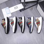 商品商标：Gucci 古驰 休闲男鞋 正码码数: 38-44 45定做不退换 商品材料：精选牛皮拼接印花织布鞋面 网内里 橡胶大底