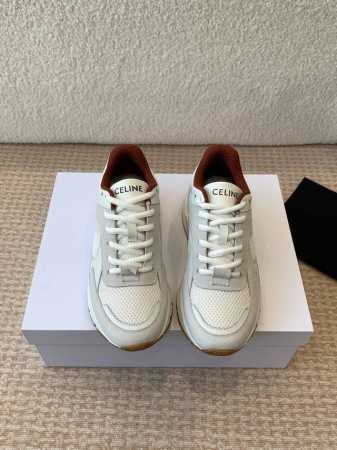 CELINE思琳赛琳CELINE RUNNER CR-03运动鞋 鞋舌和鞋后帮饰有CELINE标志运动鞋侧面凹印CR-03字样鞋后帮和侧面压印CELINE标志厚 - 点击图像关闭
