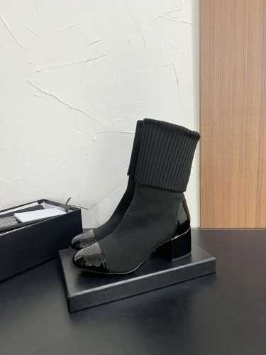 CHANEL 圆头袜筒长靴 5.5cm CHANEL小香23vs秋季专柜最新款筒袜靴系列 圆头高跟袜筒长靴 香奈儿女士钟爱简约又难以抗拒系 搭配展现与众不同的穿