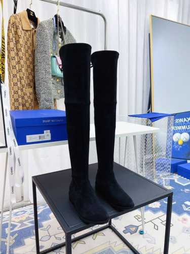 高版本SW Lowland 2.5cm经典弹力过膝长靴 经典升级款隆重限量推出专柜品质火爆发售专柜又是卖断货的节奏， 好莱坞明星网络红人争先抢秀赶快抢先秀上，更