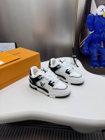 橙子出厂价p louis Vuitton 路易威登 Lv最新Footprint系列 情侣款运动鞋板鞋 休闲复古篮球鞋 原版购入开发 做货 这款 Footprin