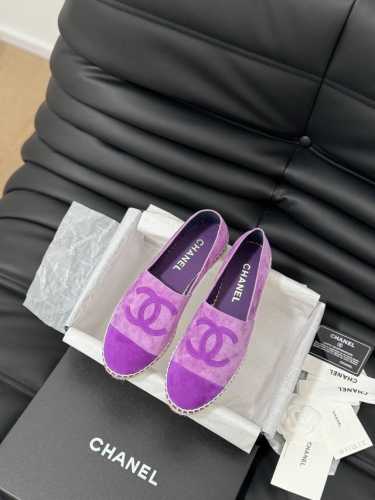新色上新 新版本Chanel 渔夫鞋 重磅来袭配送全套顶级包装 我家的渔夫鞋质量不多介绍了哈，拿过的都知道！原版定制的鞋面，并且我家的大底是原版半透明大底，不透