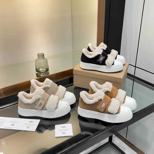 UGG羊秋冬暖心推荐 高品质认准我家实拍 穿腻了毫无特色的ugg 不妨来买这款，超级仙女的一款，内里隆丰羊皮毛一体，不计成本选用澳洲皮毛一体羔羊毛这种羊毛非常柔